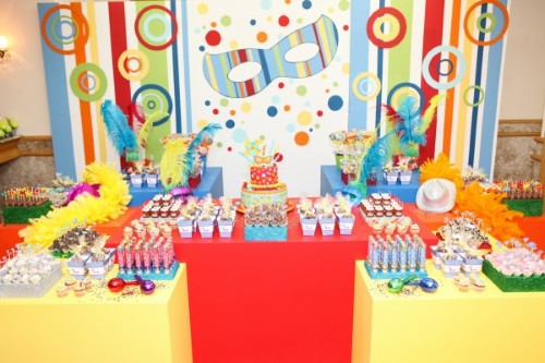 Decora&ccedil;&atilde;o-para-carnaval-como-fazer