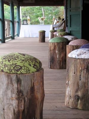 bancos e mesas feitas com troncos de arvores 1