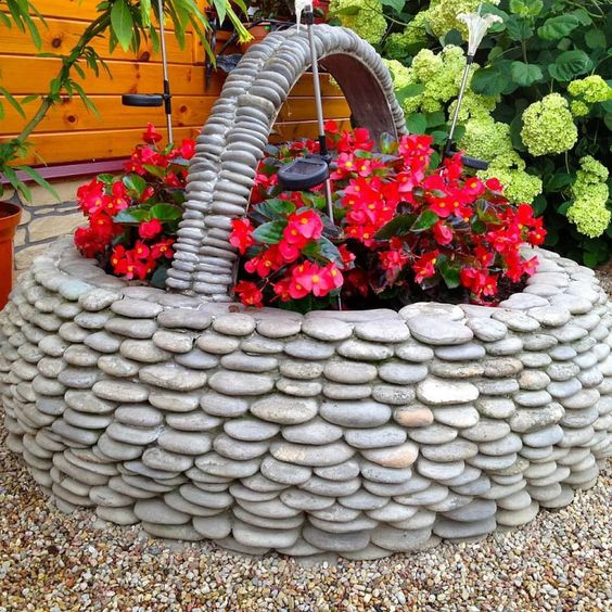 cestos de pedras para decorar o jardim 2
