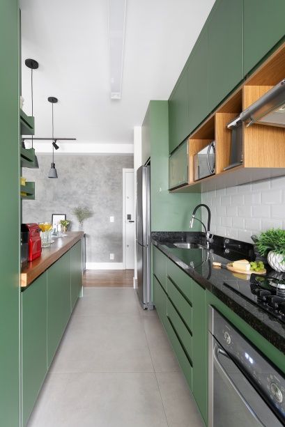 cozinhas elegantes em verde oliva 13
