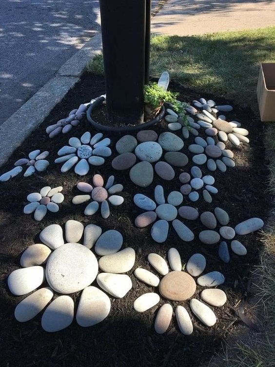 decoracao de jardim com pedras em forma de flores 3