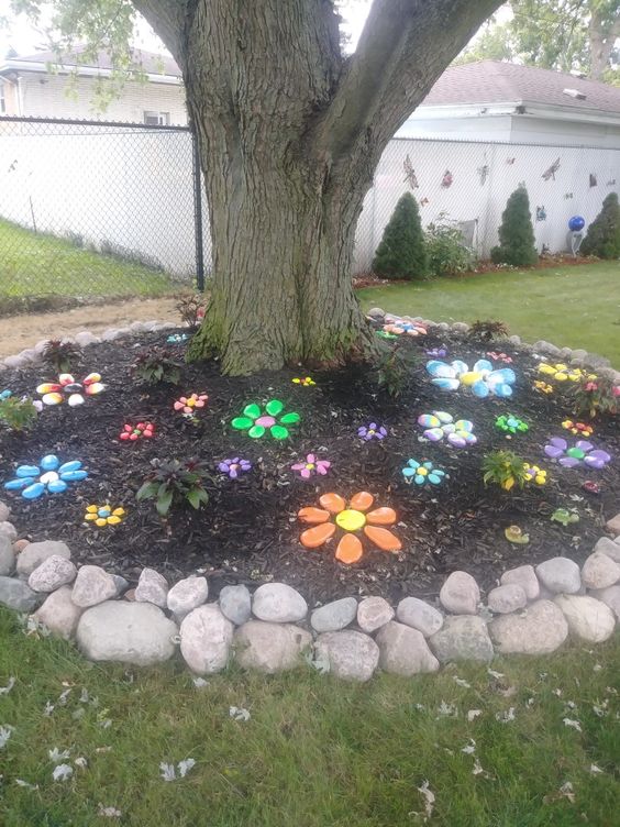 decoracao de jardim com pedras em forma de flores 4
