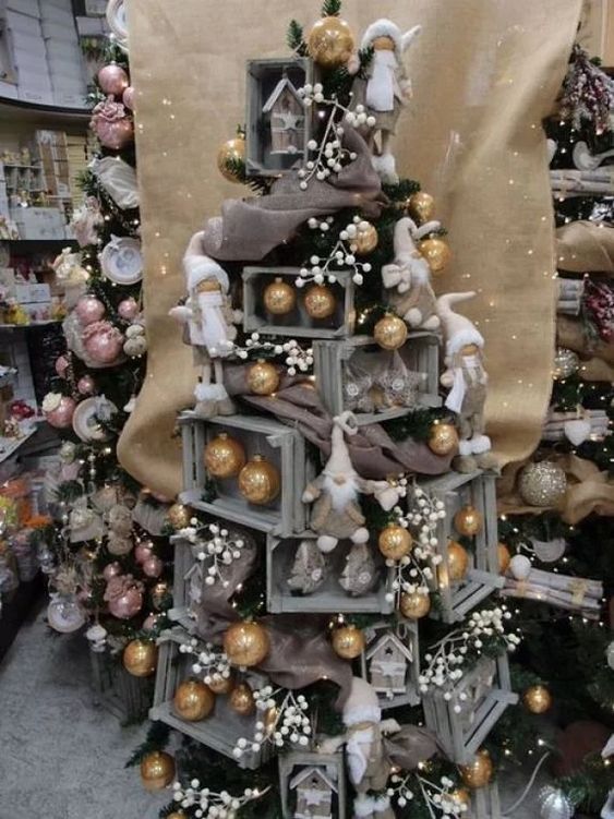 decoracao de natal feita com caixas de madeira 4