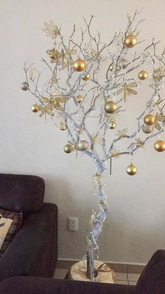 decoracao de natal feita com galhos secos 3