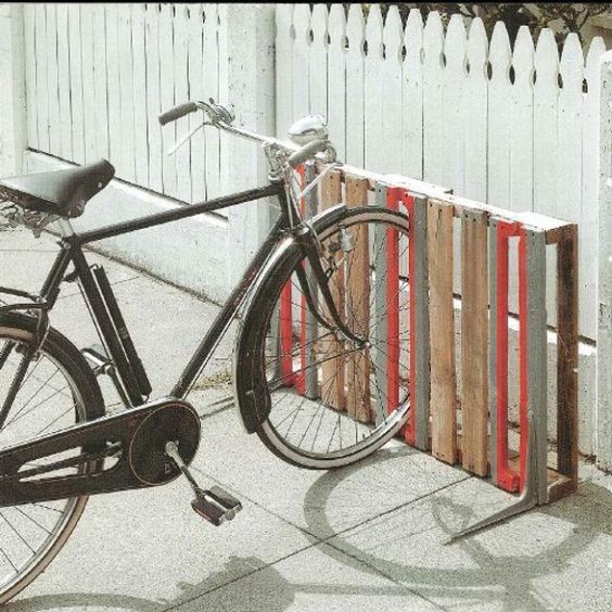 ideias de porta bicicletas reciclando paletes 8