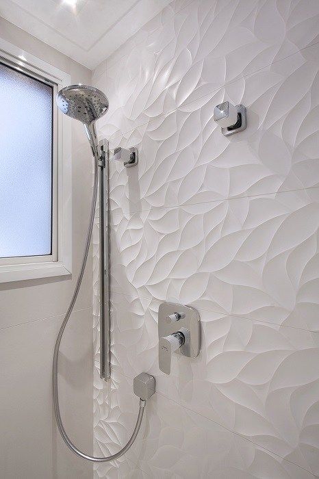 revestimento 3D banheiro branco