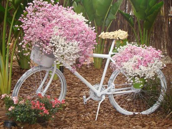 usar bicicletas como vasos de plantas 5